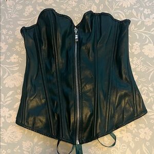 Sleek green Zipper Corset Top